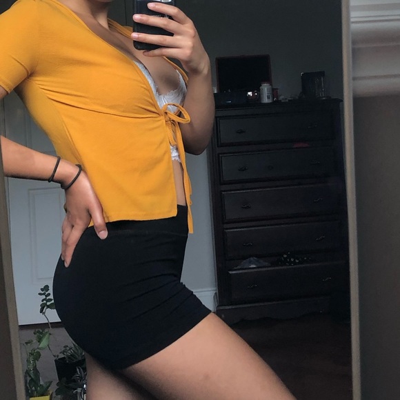 Pretty Little Thing mustard yellow dainty top - Picture 5 of 6